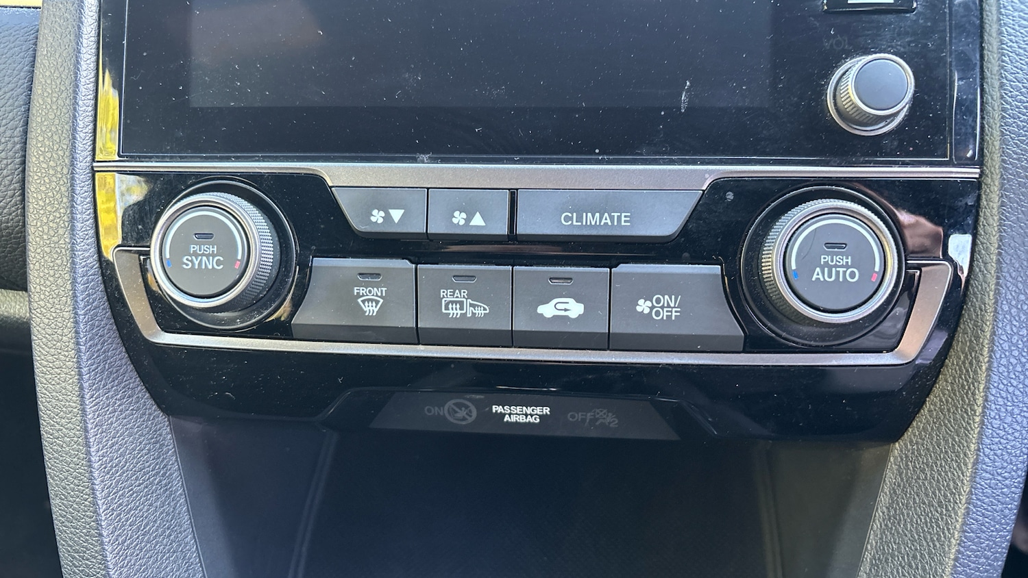 Used Honda Civic 2021 for sale - 76412391: Photo 40