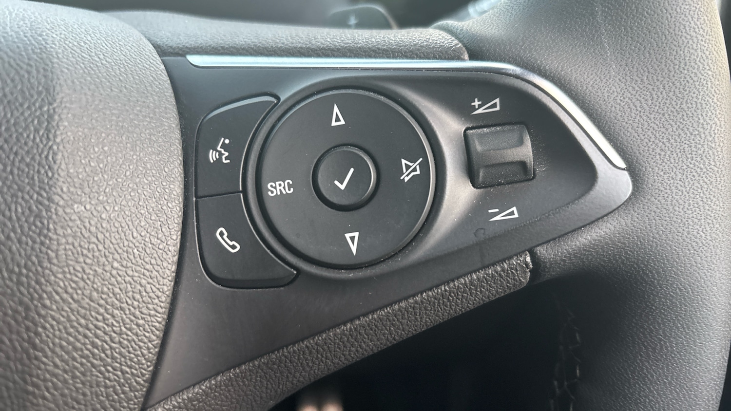 Used Vauxhall Mokka 2024 for sale - 78092595: Photo 53