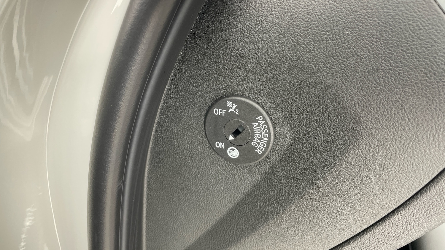 Used BMW 3 Series 2024 for sale - 77323834: Photo 31