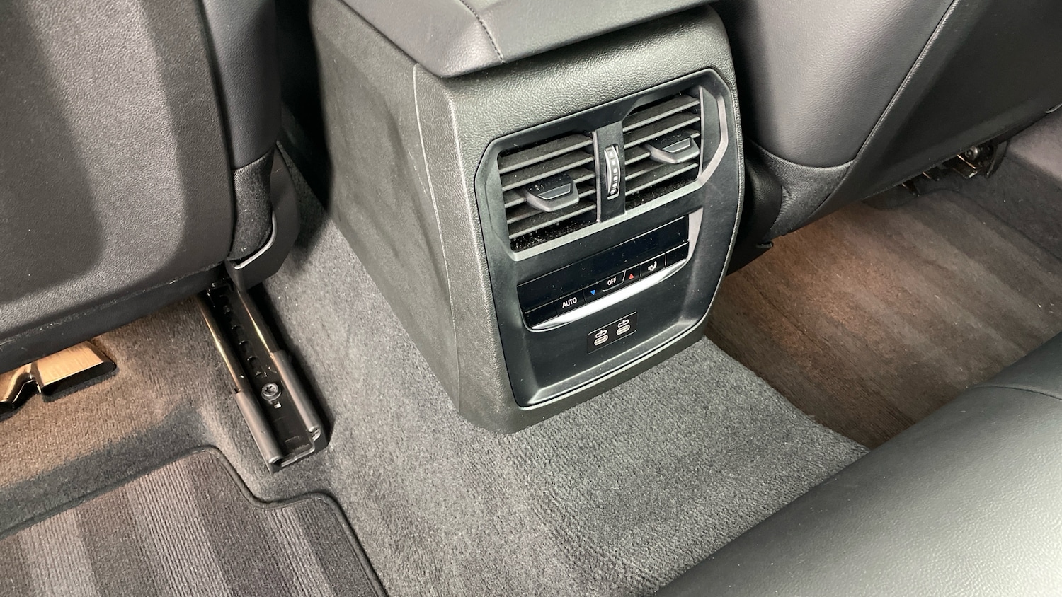 Used BMW 3 Series 2024 for sale - 77323834: Photo 33