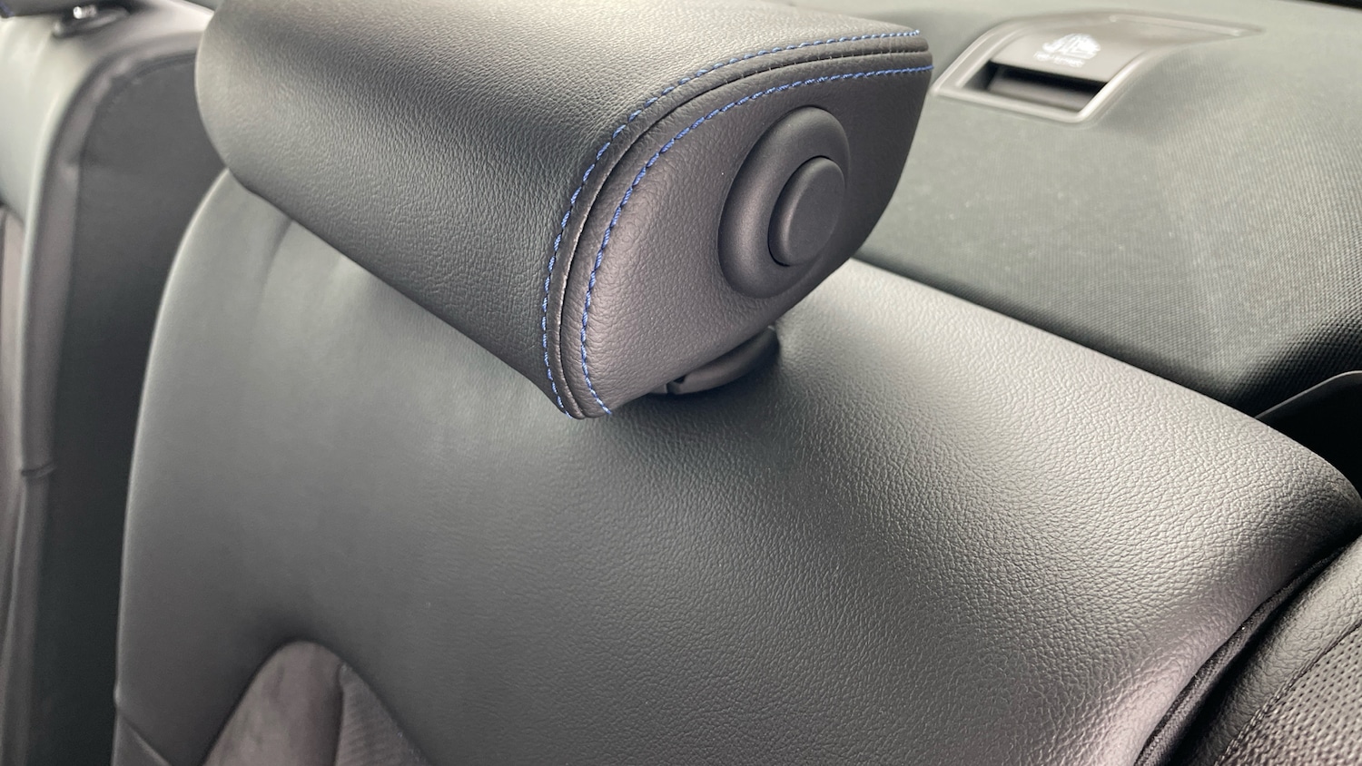 Used BMW 3 Series 2024 for sale - 77323834: Photo 38