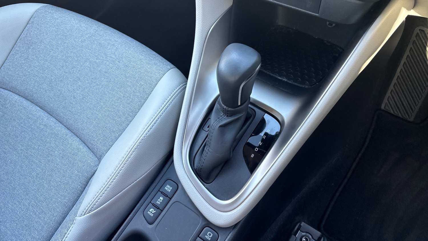 Used Toyota Yaris 2022 for sale - 77744191: Photo 13