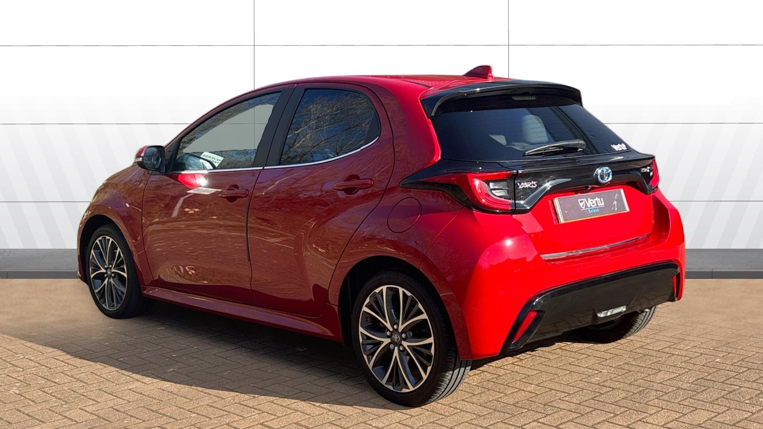 Used Toyota Yaris 2022 for sale - 77744191: Photo 2