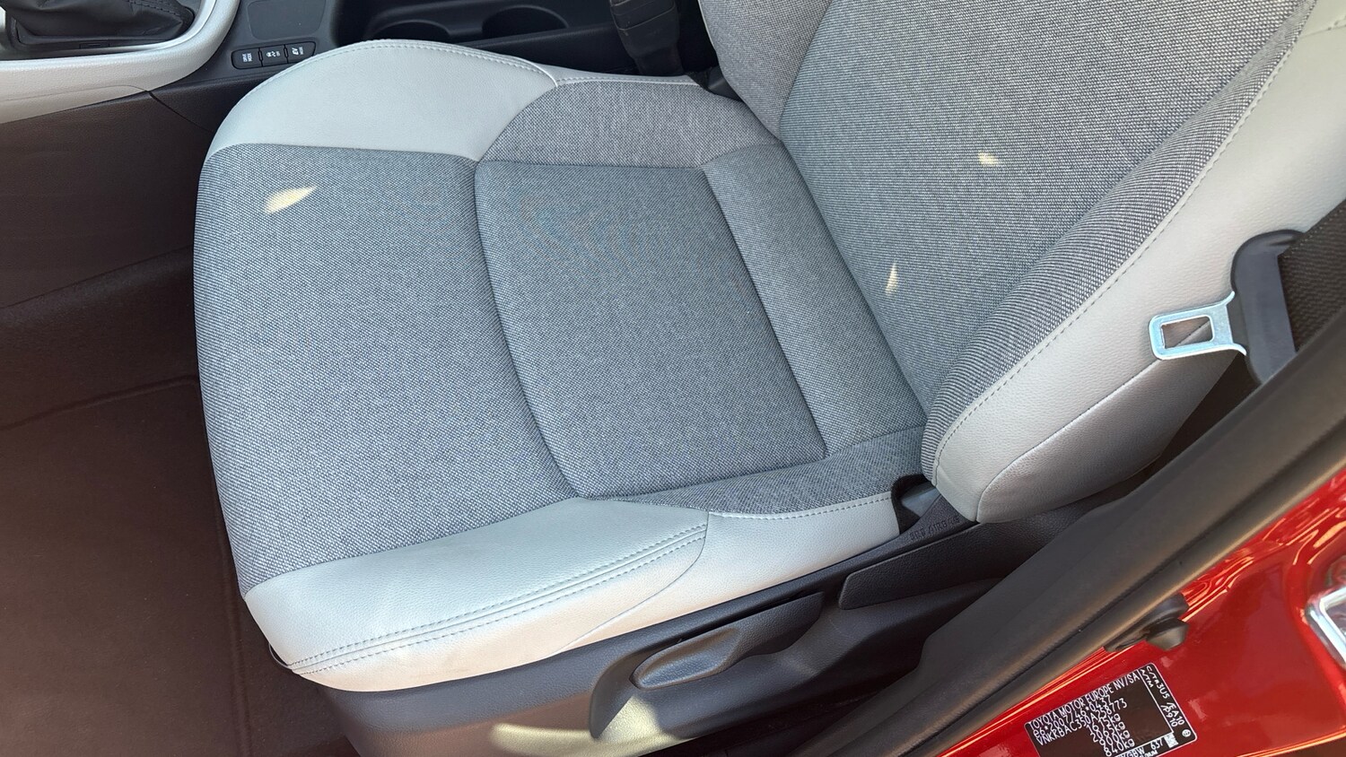 Used Toyota Yaris 2022 for sale - 77744191: Photo 26