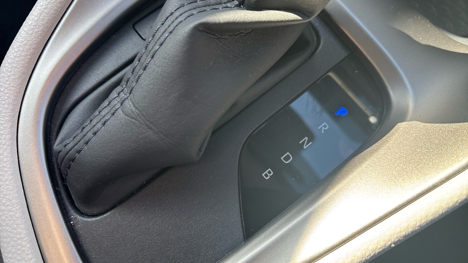 Used Toyota Yaris 2022 for sale - 77744191: Photo 41