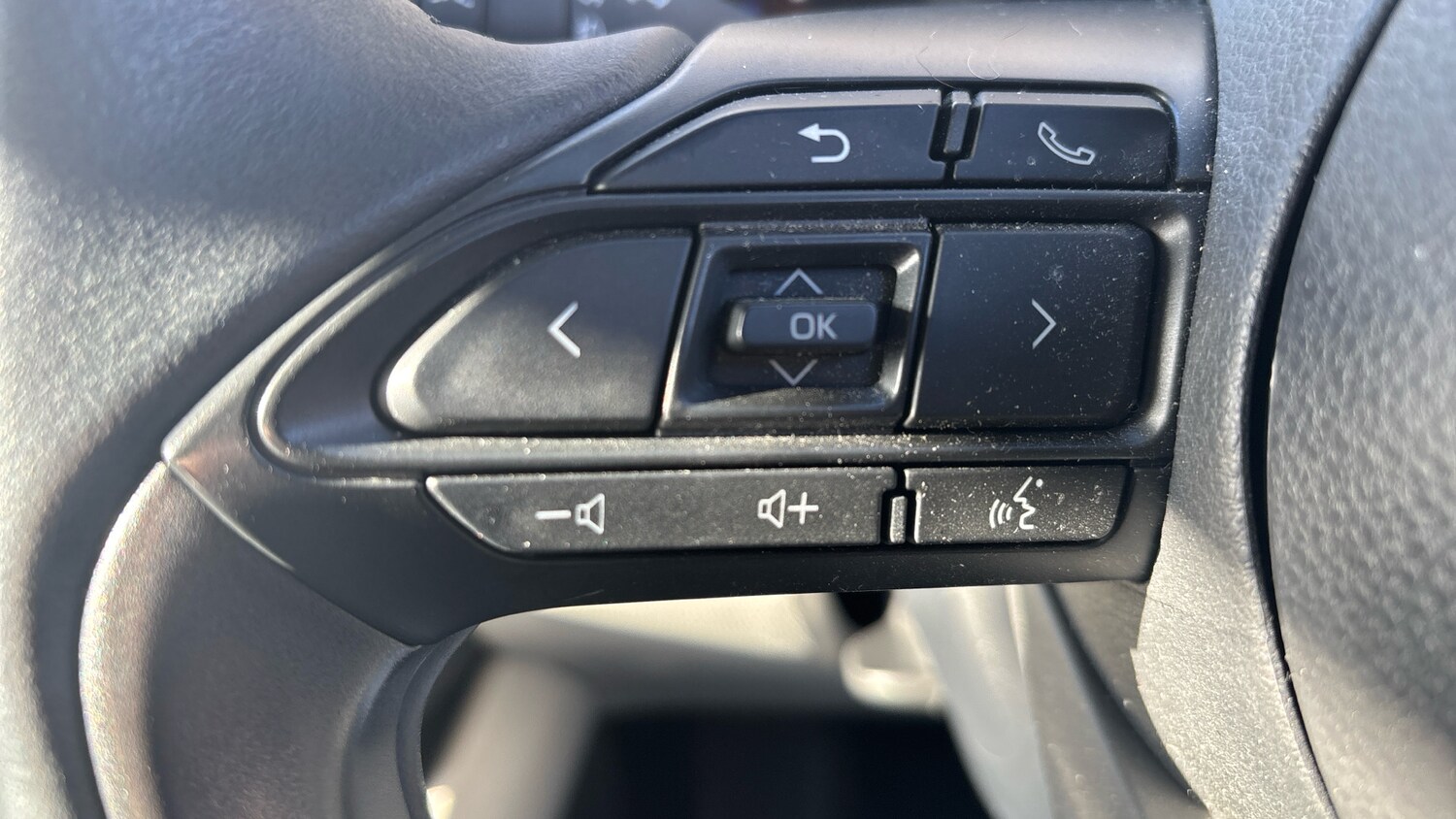 Used Toyota Yaris 2022 for sale - 77744191: Photo 44