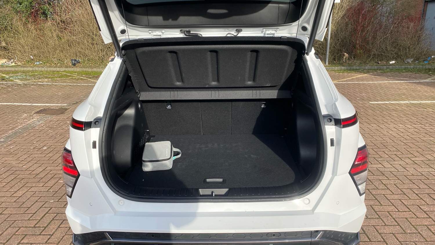 Used Hyundai KONA 2024 for sale - 77616598: Photo 4