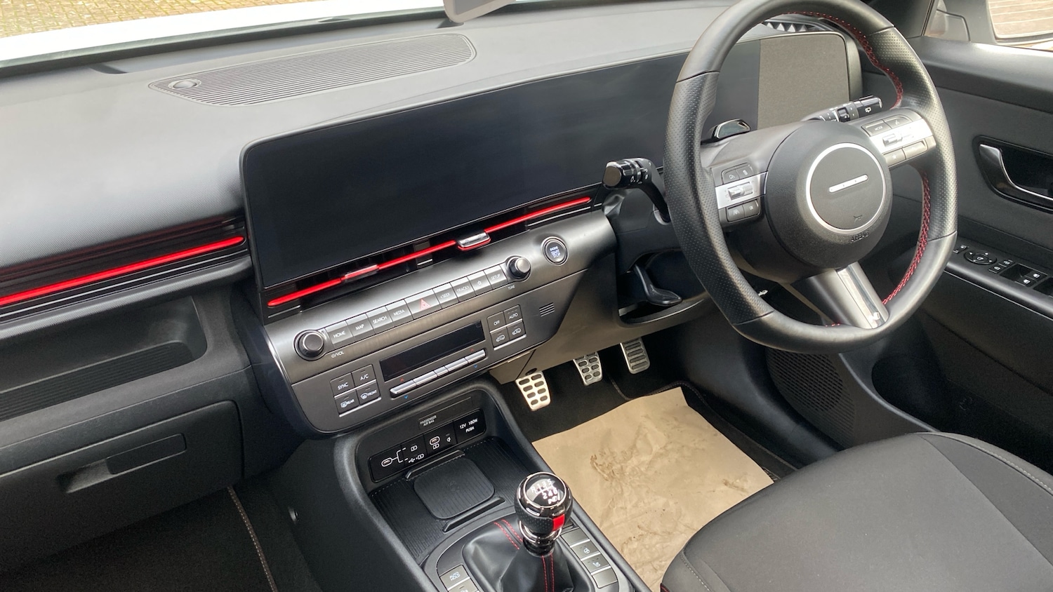 Used Hyundai KONA 2024 for sale - 77616598: Photo 9