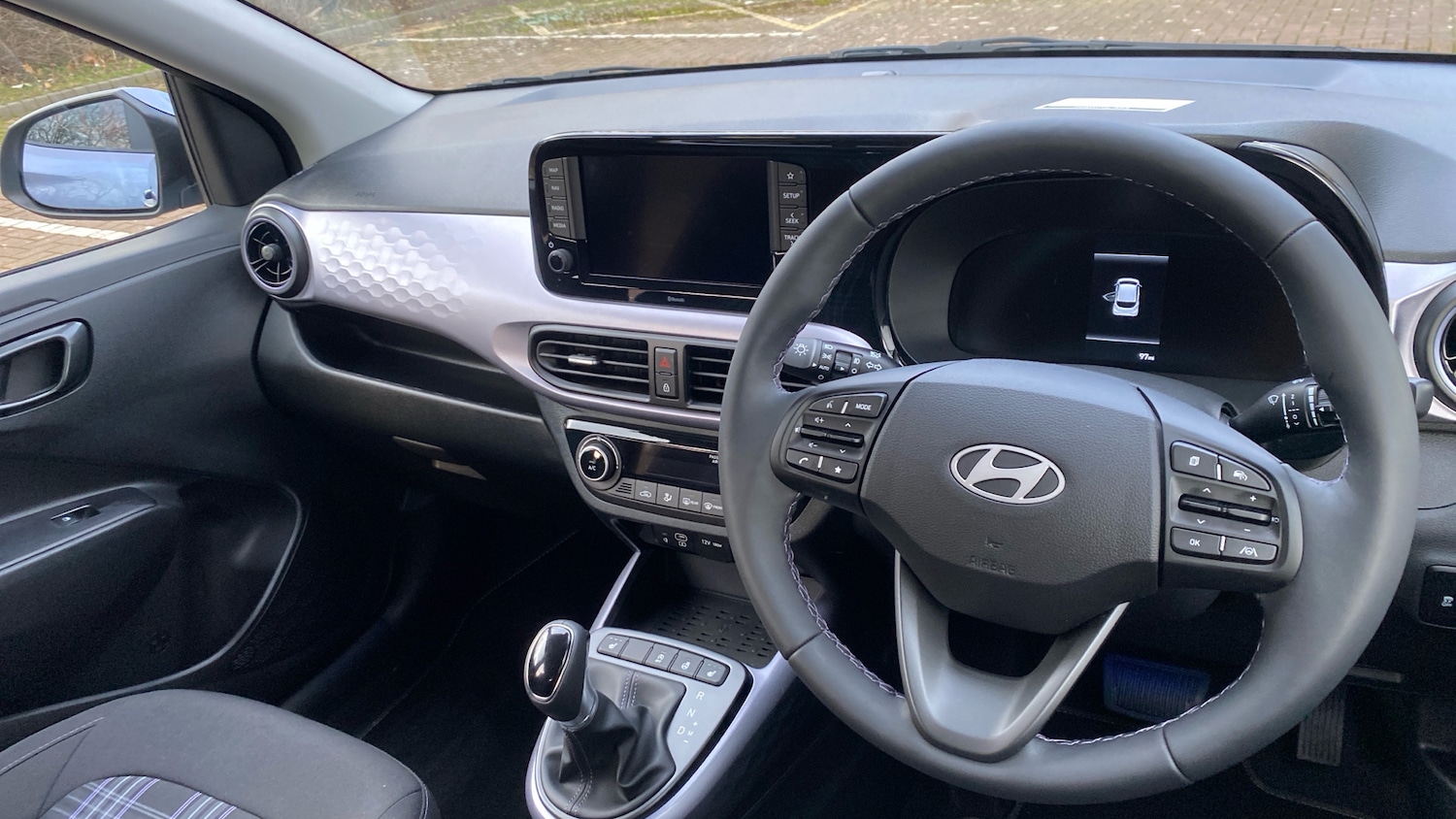 Used Hyundai i10 2025 for sale - 77829915: Photo 11