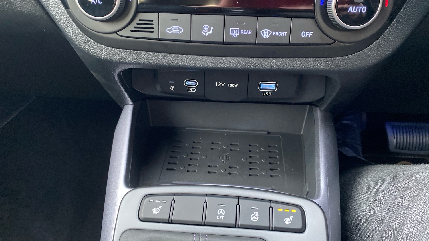 Used Hyundai i10 2025 for sale - 77829915: Photo 30