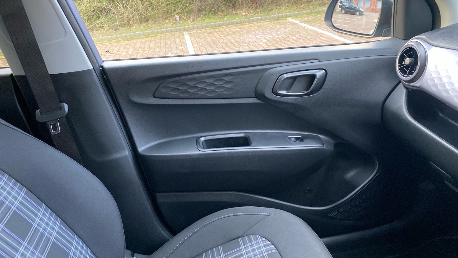 Used Hyundai i10 2025 for sale - 77829915: Photo 34