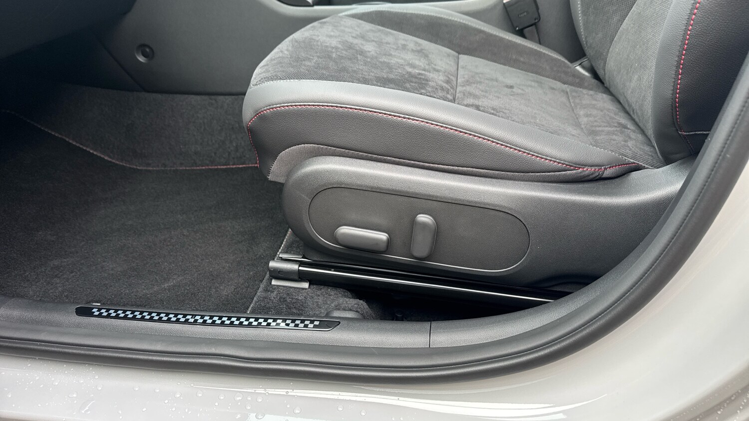 Used Hyundai KONA 2025 for sale - 76480201: Photo 38