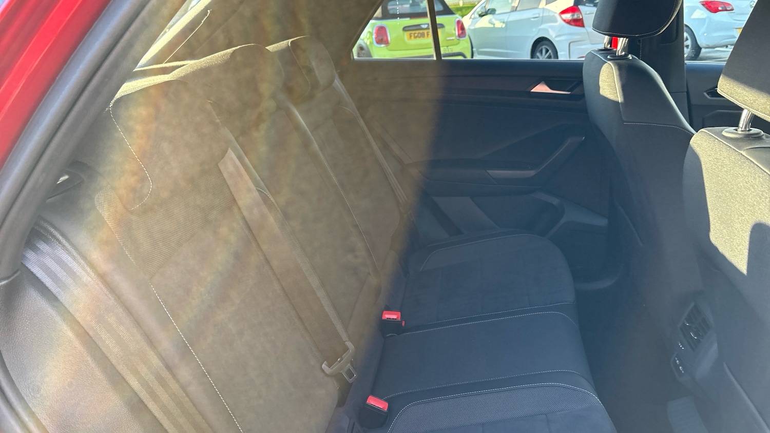 Used Volkswagen T-Roc 2022 for sale - 77363910: Photo 16