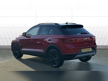 Used Volkswagen T-Roc 2022 for sale - 77363910: Photo