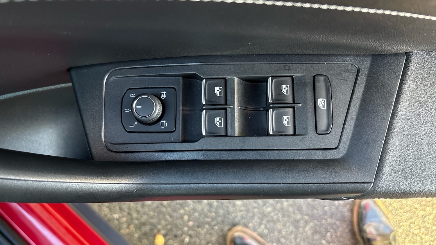 Used Volkswagen T-Roc 2022 for sale - 77363910: Photo 33