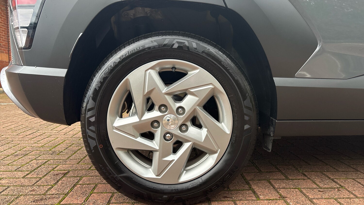 Used Hyundai KONA 2025 for sale - 76452636: Photo 7