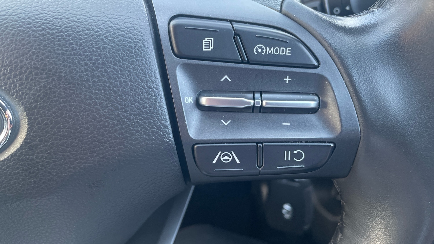 Used Hyundai KONA 2021 for sale - 77351117: Photo 34