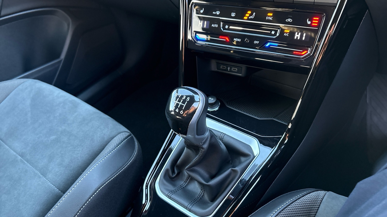 Used Volkswagen T-Roc 2022 for sale - 76719198: Photo 13