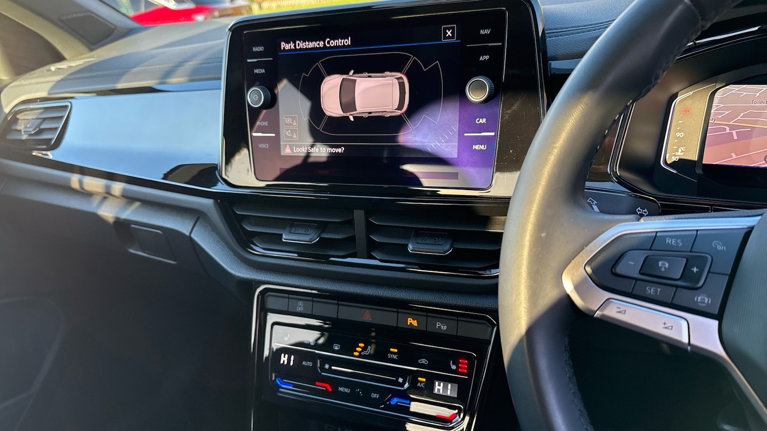 Used Volkswagen T-Roc 2022 for sale - 76719198: Photo 14