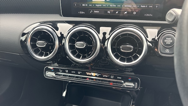 Used Mercedes-Benz A-Class 2019 for sale - 76290502: Photo 26