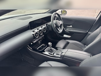 Used Mercedes-Benz A-Class 2019 for sale - 76290502: Photo 2