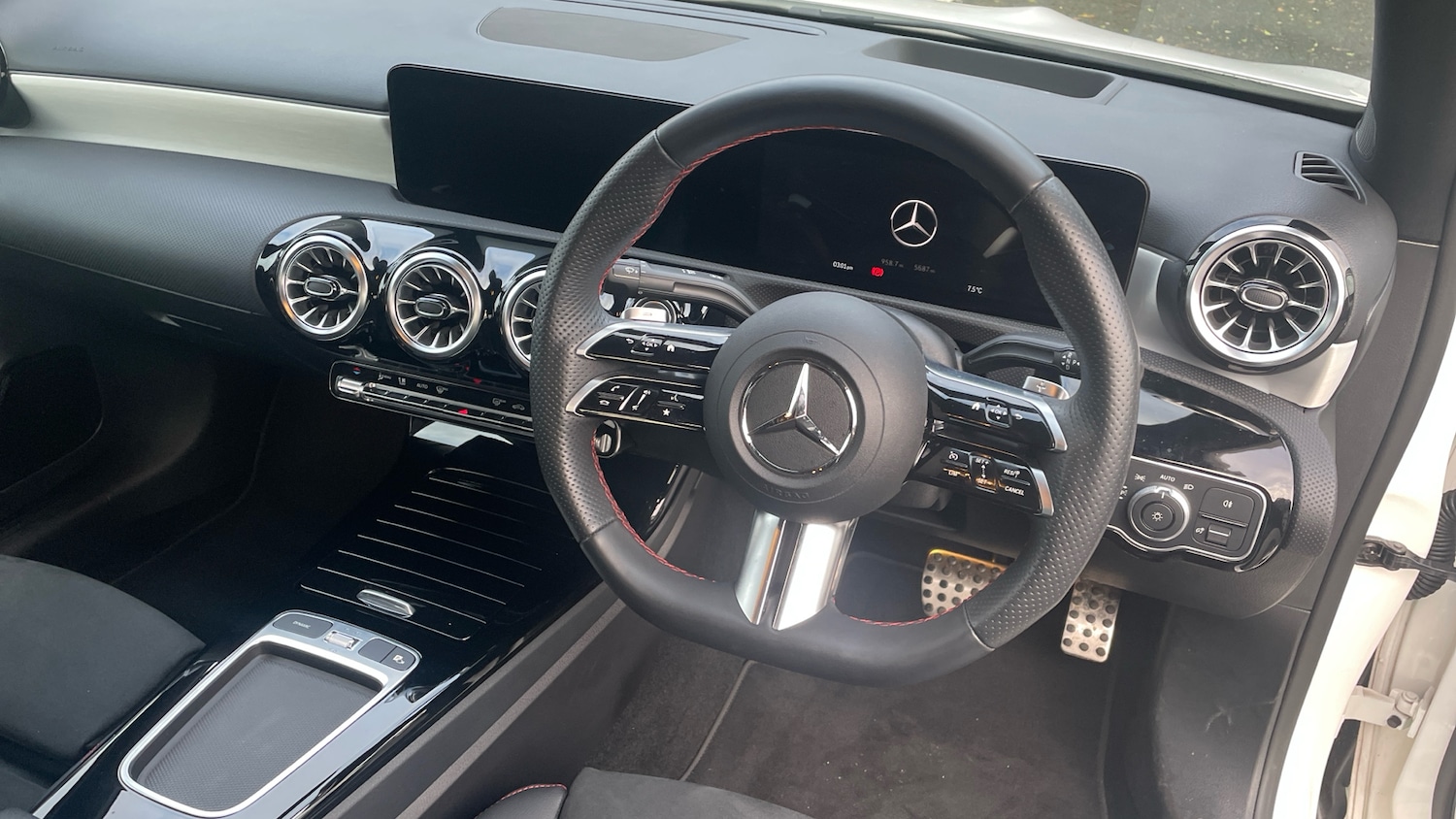 Used Mercedes-Benz A-Class 2023 for sale - 77363896: Photo 11