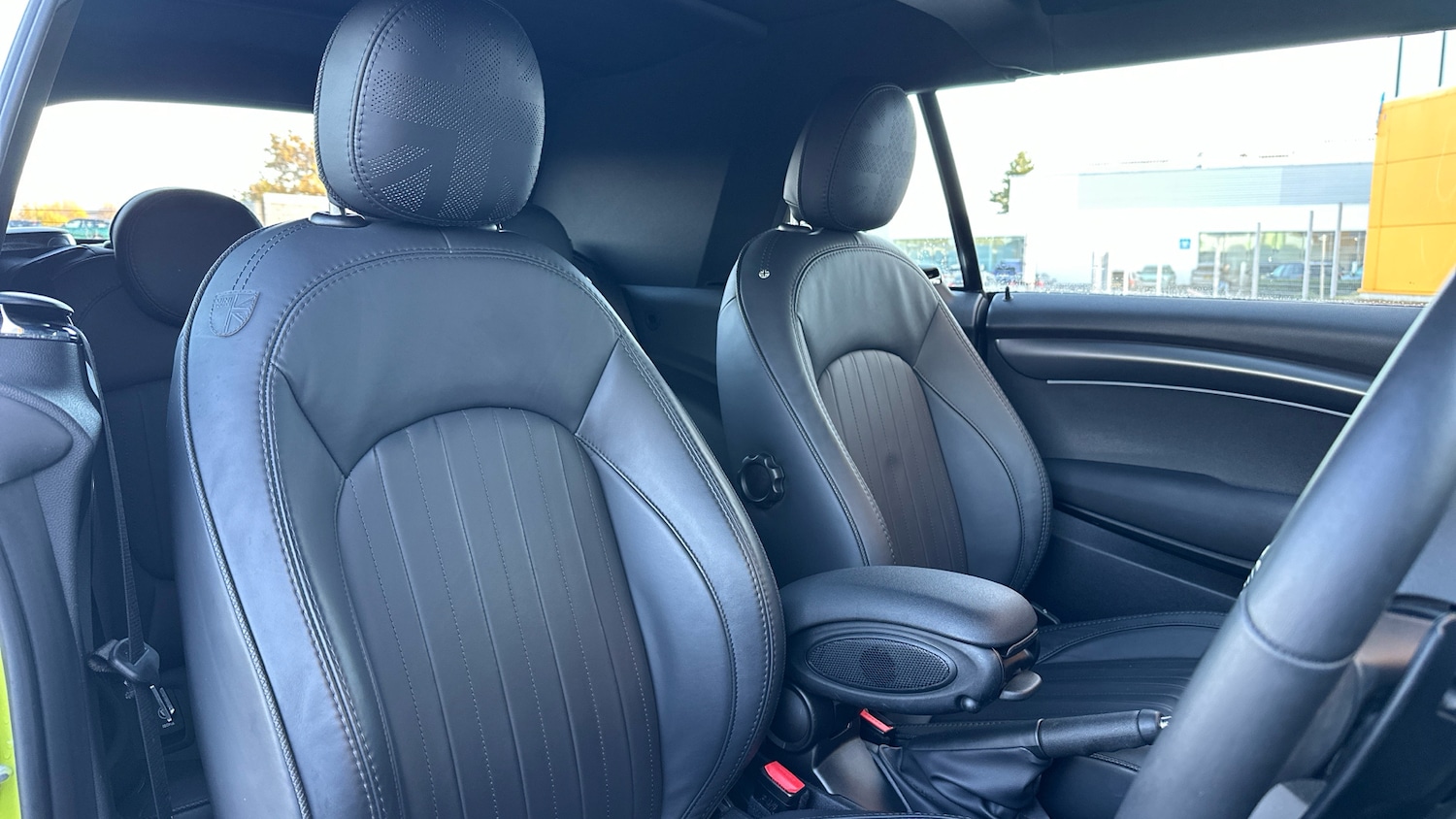 Used MINI Convertible 2022 for sale - 77324392: Photo 11