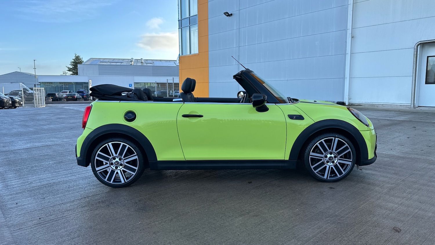 Used MINI Convertible 2022 for sale - 77324392: Photo 25