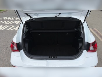 Used Hyundai i20 2025 for sale - 79379337: Photo