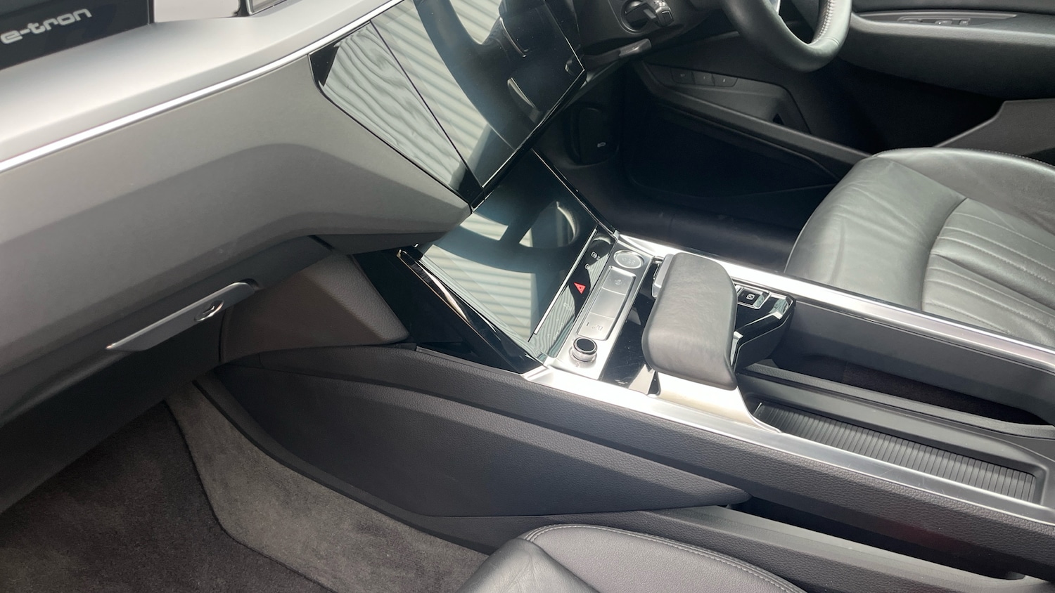 Used Audi e-tron 2020 for sale - 76156547: Photo 13