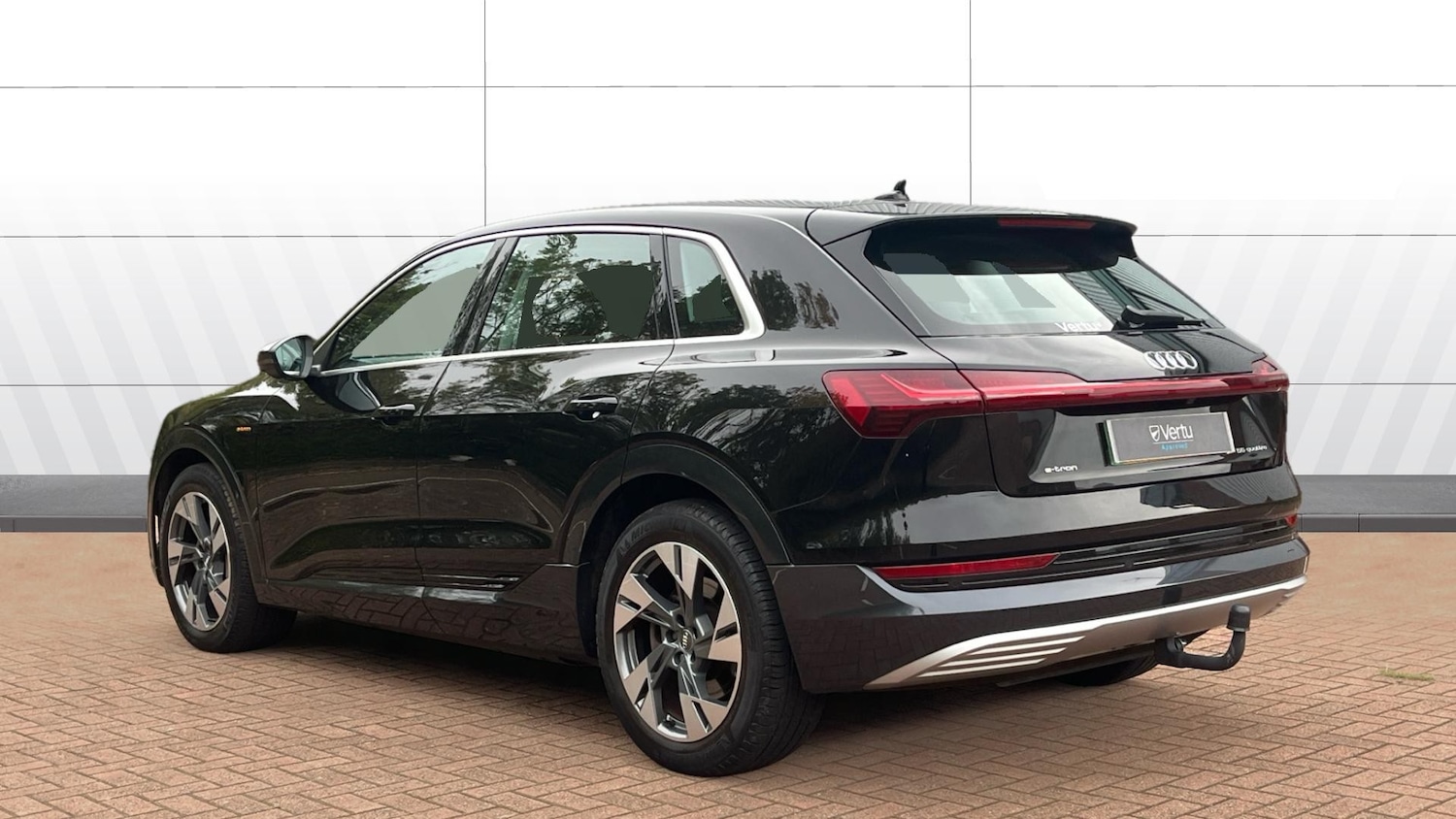 Used Audi e-tron 2020 for sale - 76156547: Photo 2