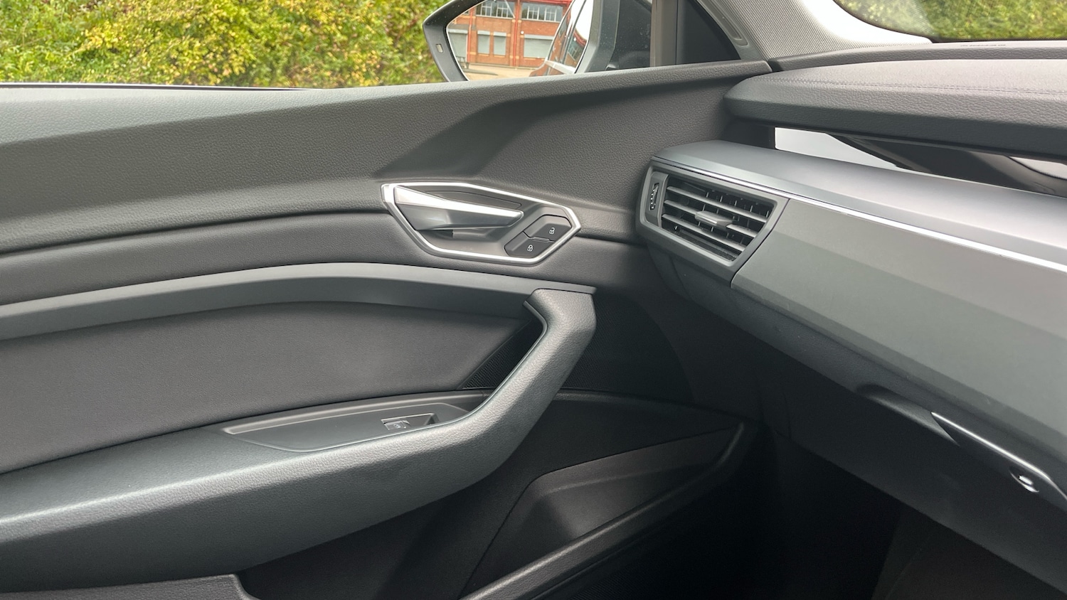 Used Audi e-tron 2020 for sale - 76156547: Photo 31