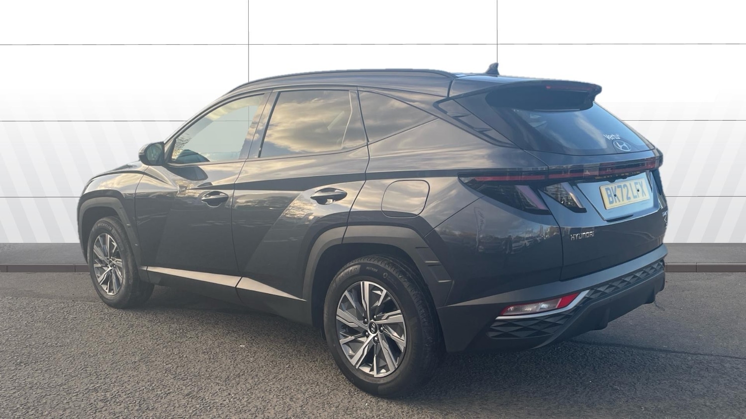 Used Hyundai TUCSON 2022 for sale - 76364349: Photo 2