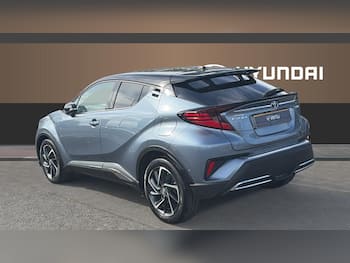 Used Toyota C-HR 2021 for sale - 79842437: Photo