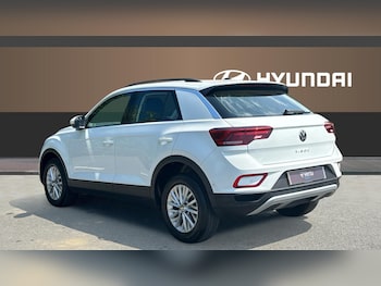 Used Volkswagen T-Roc 2023 for sale - 79007243: Photo