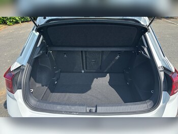 Used Volkswagen T-Roc 2023 for sale - 79007243: Photo