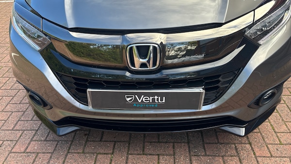 Used Honda HR-V 2020 for sale - 76114847: Photo 8