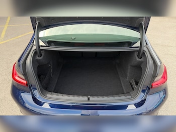 Used BMW 3 Series 2022 for sale - 79098151: Photo