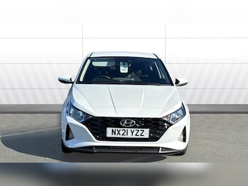 Used Hyundai i20 2021 for sale - 77871924: Photo