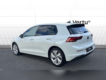 Used Volkswagen Golf 2024 for sale - 76067412: Photo