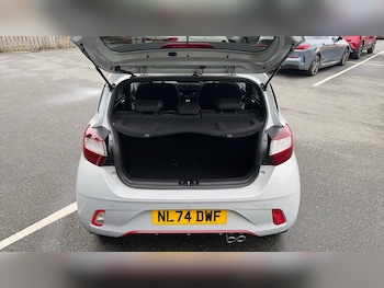 Used Hyundai i10 2024 for sale - 78766202: Photo