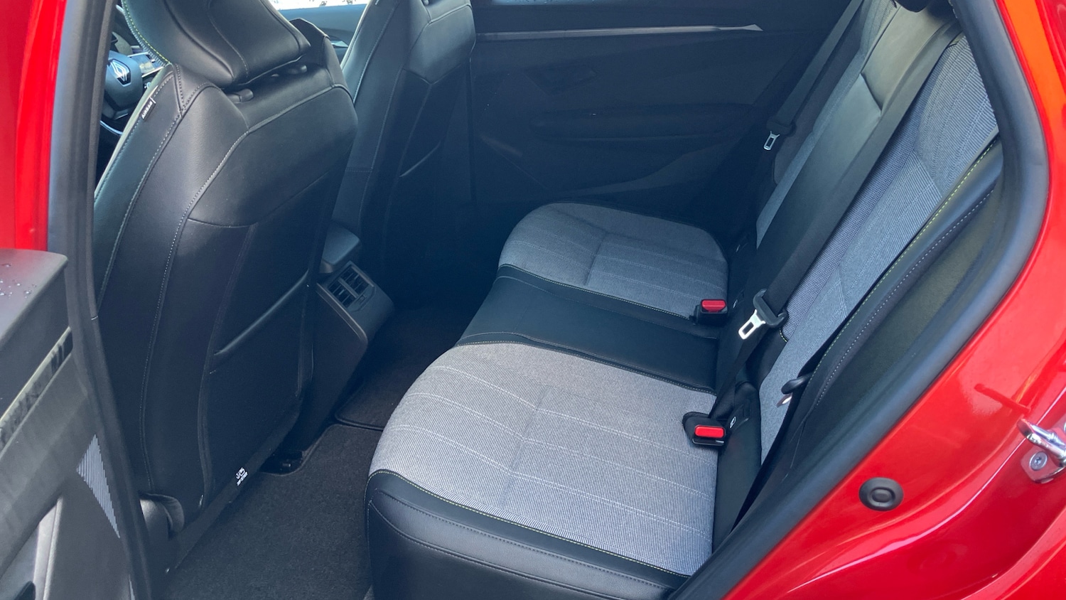 Used Renault Megane E Tech 2022 for sale - 77729738: Photo 16