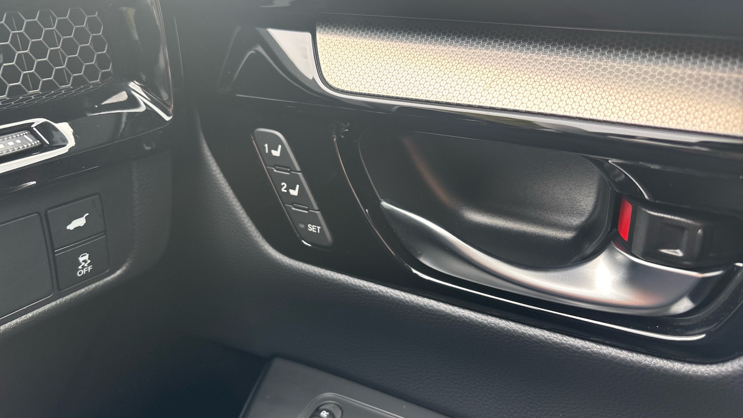 Used Honda CR-V 2025 for sale - 76881521: Photo 30