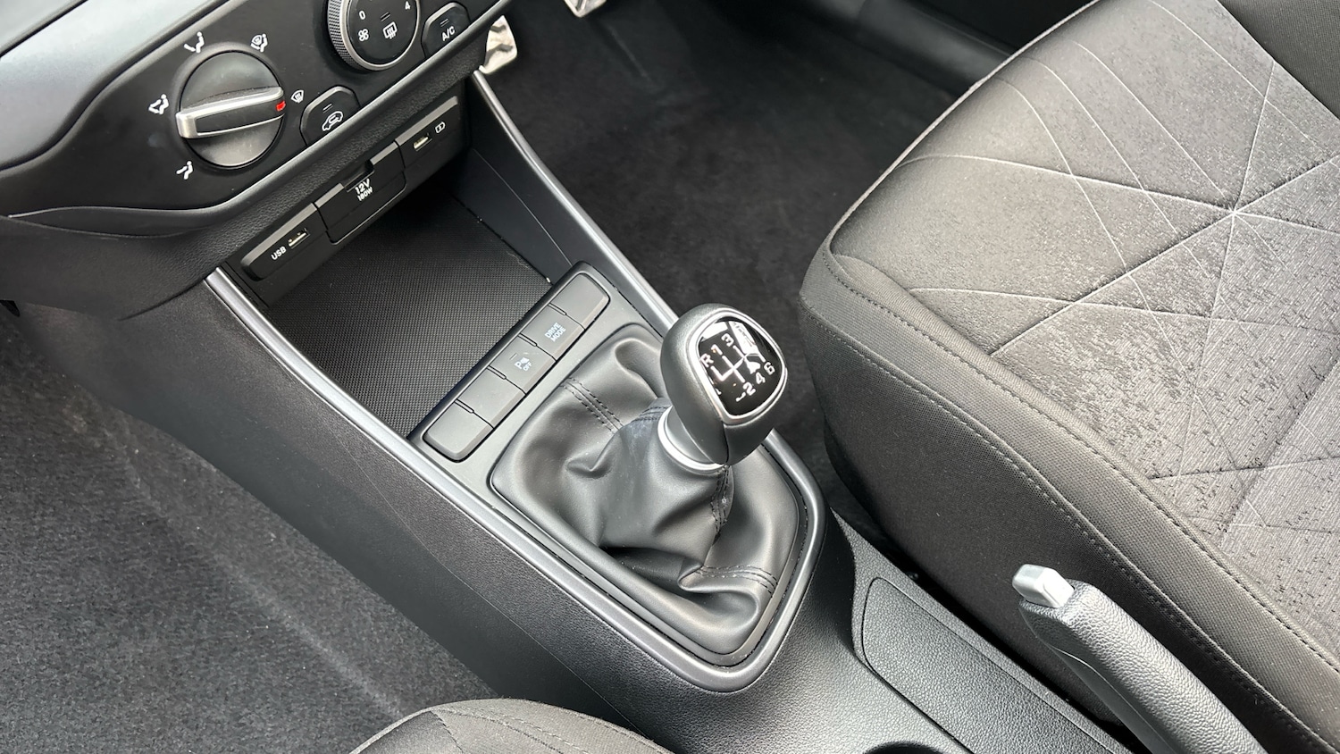 Used Hyundai BAYON 2023 for sale - 76302123: Photo 13