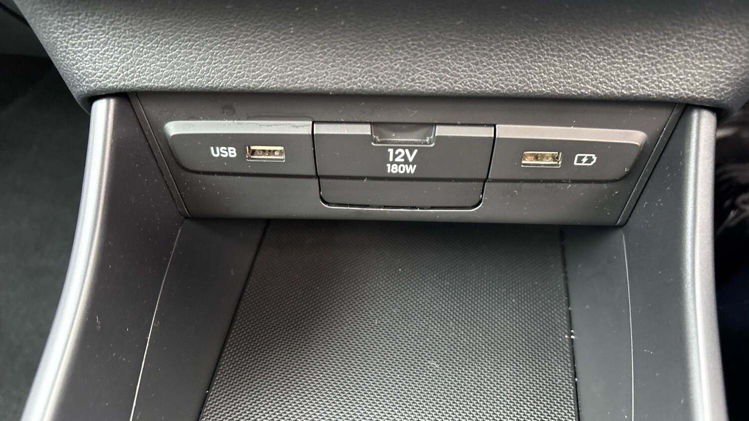 Used Hyundai BAYON 2023 for sale - 76302123: Photo 43