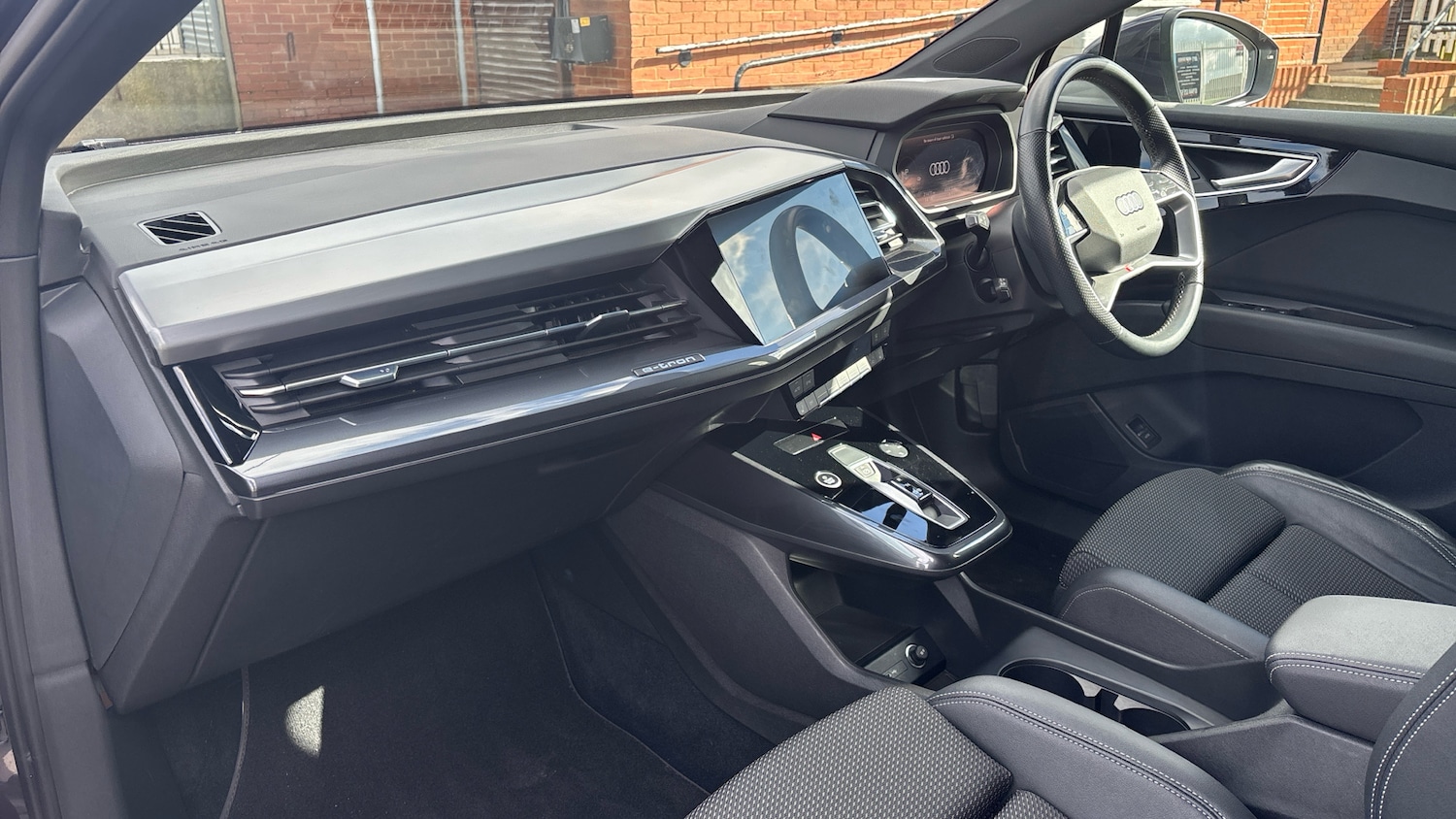 Used Audi Q4 e-tron 2022 for sale - 78092605: Photo 9