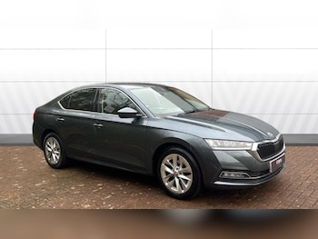 2020 (70) - 2.0 TDI 150 SE L First Edition 5dr DSG Diesel Hatchback