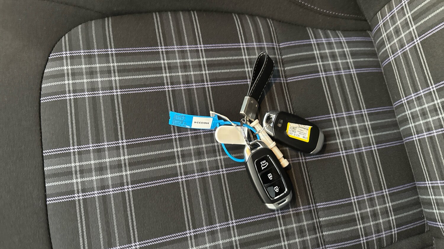 Used Hyundai i10 2023 for sale - 76738657: Photo 20