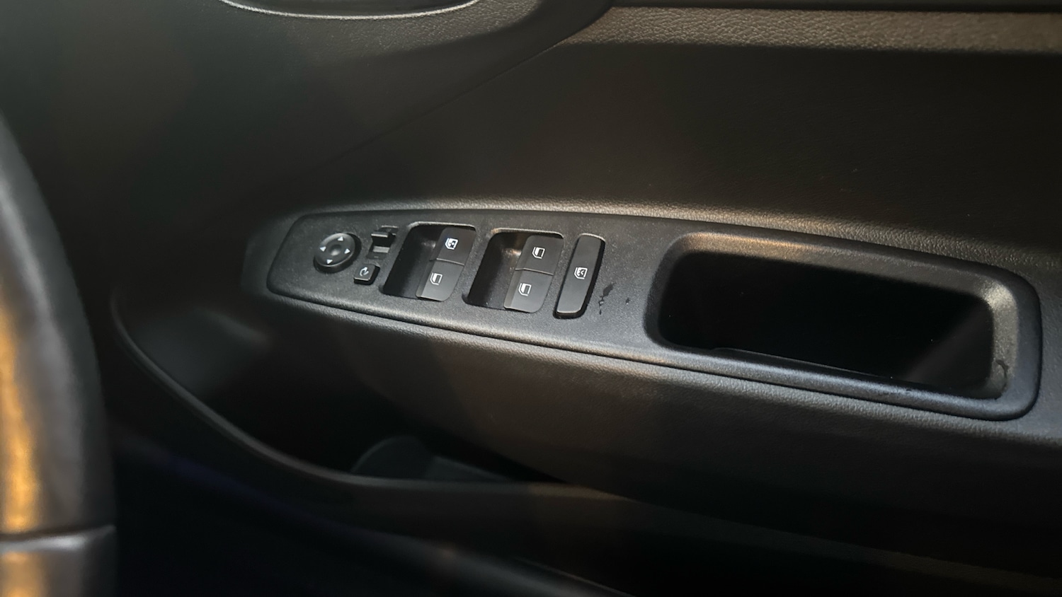 Used Hyundai i10 2023 for sale - 76738657: Photo 25