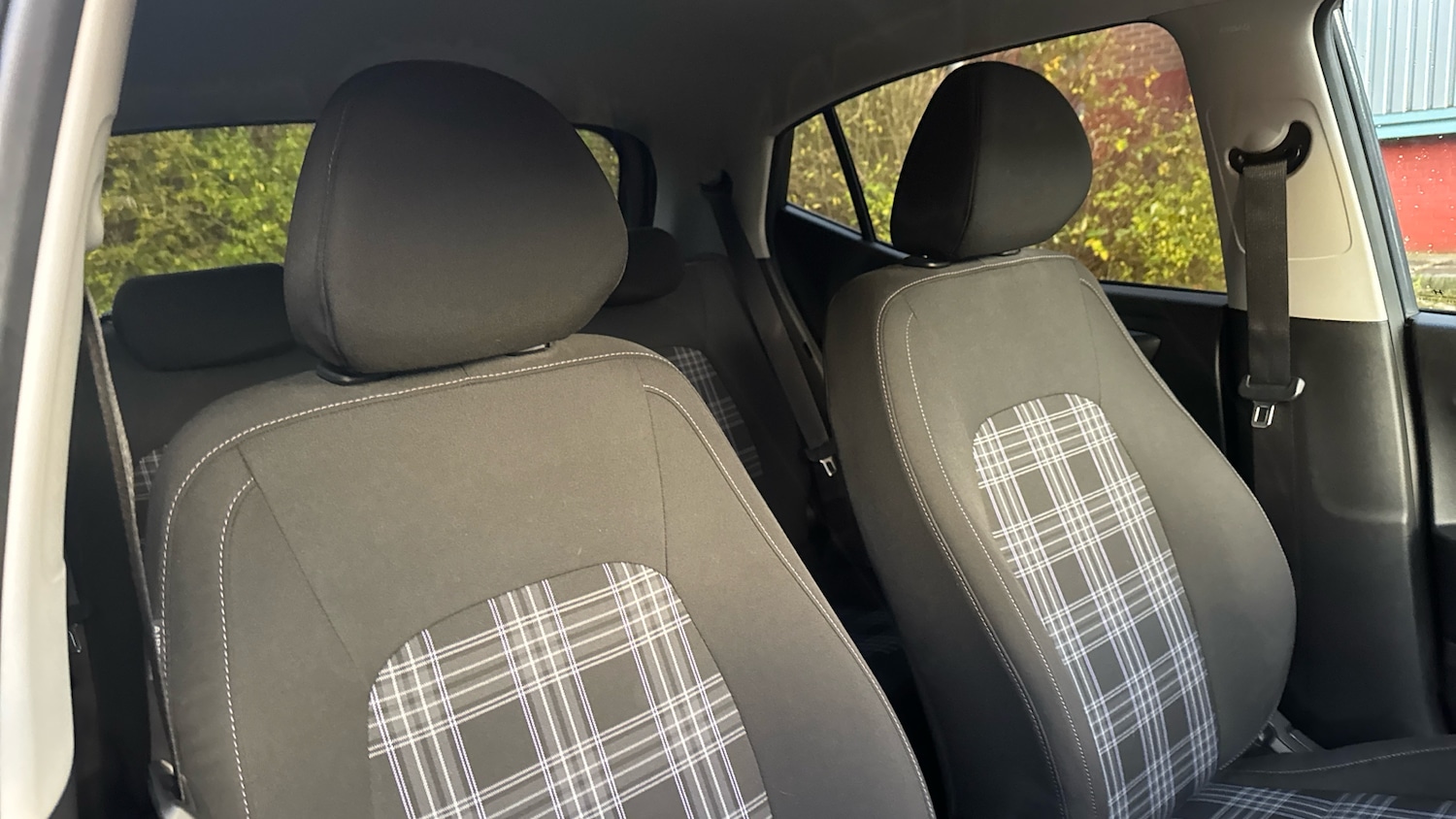 Used Hyundai i10 2023 for sale - 76738657: Photo 34